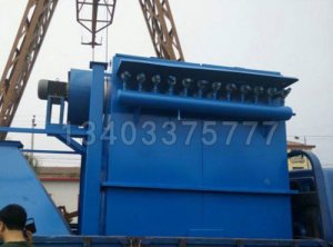 广西省柳州韩经理订购的十六台MC-Ⅱ型脉冲布袋除尘器已于   上午装车